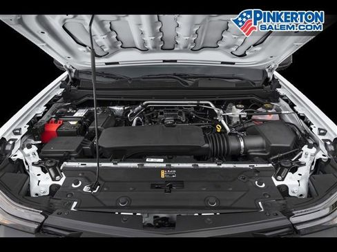 New 2026 Chevrolet Colorado Trail Boss w/ LPO, Chrome Decal Package AWD/4WD image 32