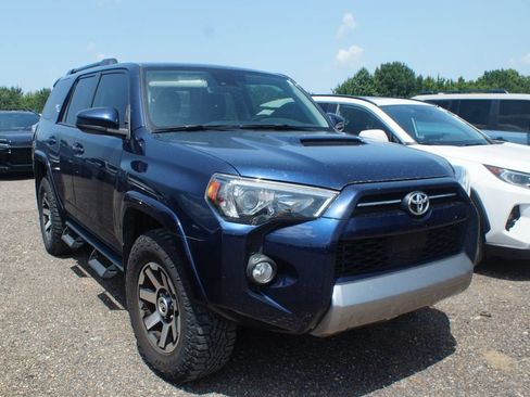 Used 2020 Toyota 4Runner TRD Off-Road AWD/4WD image 1
