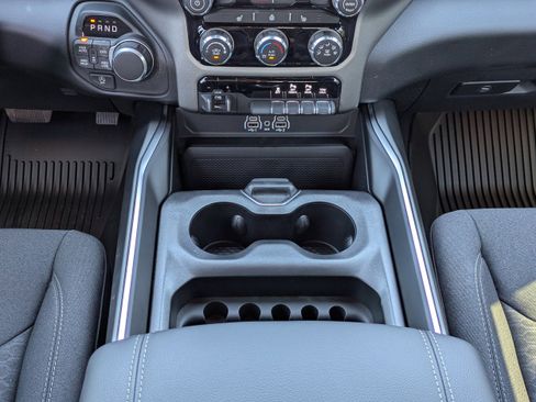 New 2026 RAM 1500 4x4 Crew Cab image 20