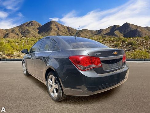 Used 2013 Chevrolet Cruze LT FWD image 3