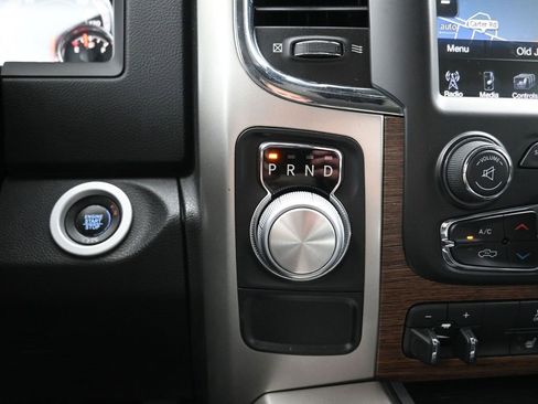 Used 2017 RAM 1500 Laramie w/ Convenience Group image 19