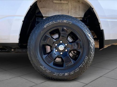 Used 2023 RAM 1500 Big Horn image 11