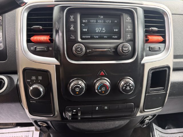 Used 2017 RAM 2500 SLT AWD/4WD image 18