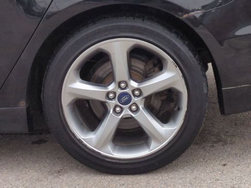 Used 2014 Ford Fusion SE w/ Equipment Group 201A image 13