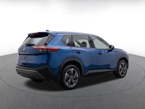Used 2025 Nissan Rogue SV FWD image 9