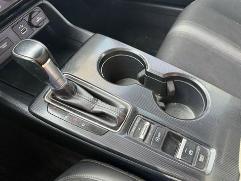 Used 2023 Honda Civic Sport image 16