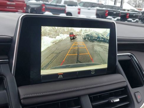 Used 2023 GMC Yukon XL SLE w/ Gmc Pro Safety Plus Package image 23