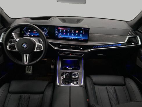 Certified 2026 BMW X7 M60i AWD/4WD image 22