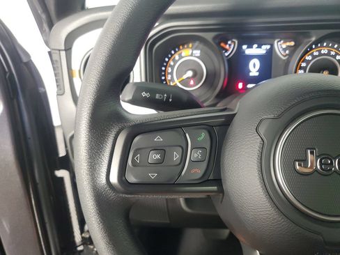 Used 2026 Jeep Wrangler Unlimited Sport AWD/4WD image 24