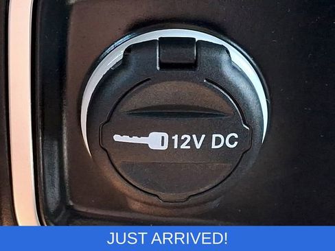 Used 2022 Jeep Wrangler Unlimited Sport AWD/4WD image 23