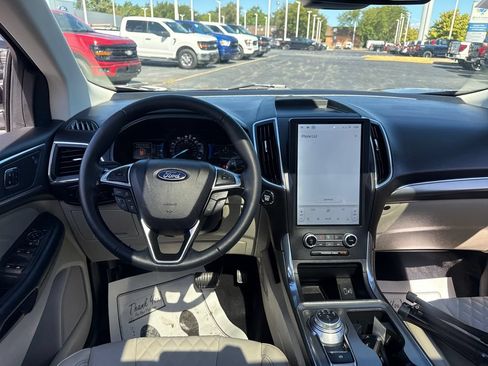 Used 2024 Ford Edge Titanium w/ Equipment Group 301A AWD/4WD image 21