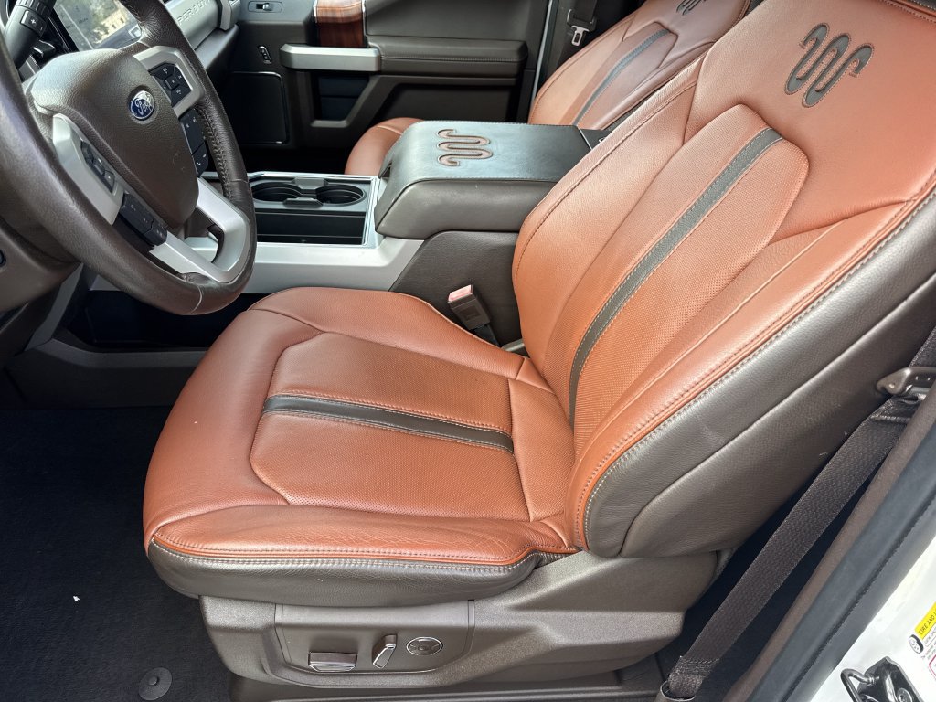 Used 2022 Ford F250 King Ranch w/ King Ranch Ultimate Package AWD/4WD image 9