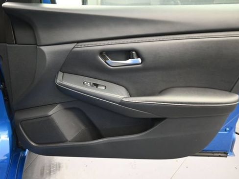 Used 2024 Nissan Sentra SV FWD image 21