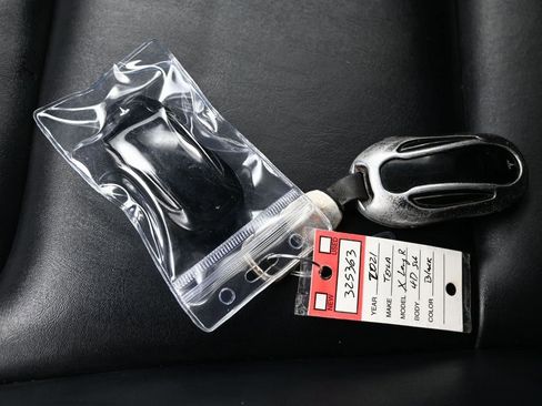 Used 2021 Tesla Model X Long Range image 37