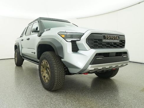 New 2025 Toyota Tacoma 4x4 Double Cab Hybrid image 31