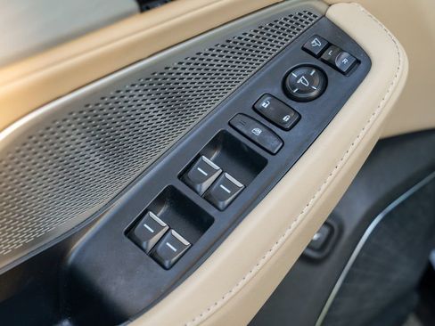 Used 2023 Acura MDX SH-AWD w/ Technology Package image 18