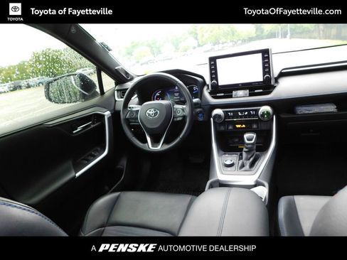 Used 2022 Toyota RAV4 XSE AWD/4WD image 3