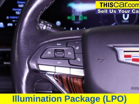 Used 2021 Cadillac Escalade Premium Luxury w/ LPO, Illumination Package RWD image 20