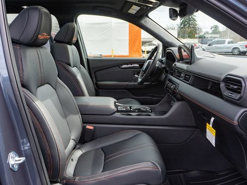 New 2026 Honda Pilot TrailSport image 17