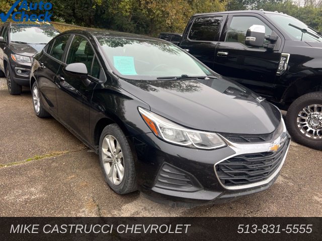 Used 2019 Chevrolet Cruze LS w/ LS Convenience Package FWD image 2