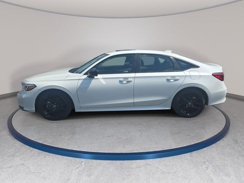 Used 2025 Honda Civic Sport image 8