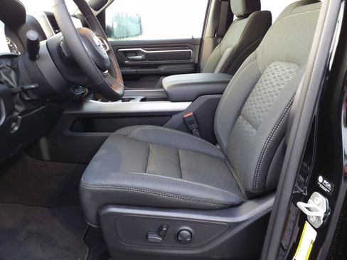 Used 2025 RAM 1500 Big Horn AWD/4WD image 12