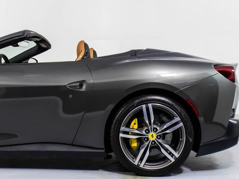Certified 2019 Ferrari Portofino RWD image 27