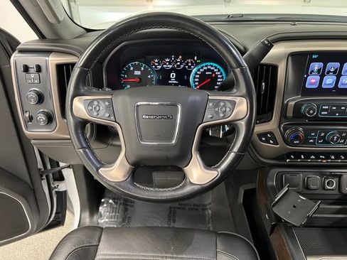 Used 2019 GMC Sierra 2500 Denali w/ Duramax Plus Package AWD/4WD image 87
