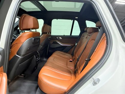 Used 2021 BMW X5 M50i w/ Executive Package AWD/4WD image 36