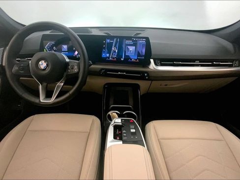 Used 2023 BMW X1 xDrive28i w/ Premium Package AWD/4WD image 16