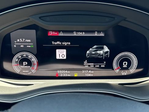 Used 2021 Audi Q8 Prestige w/ Prestige Package AWD/4WD image 10
