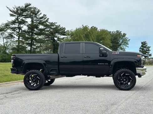 Used 2022 Chevrolet Silverado 2500 LT w/ Convenience Package AWD/4WD image 7