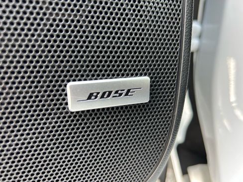 Used 2024 Buick Enclave Premium image 17