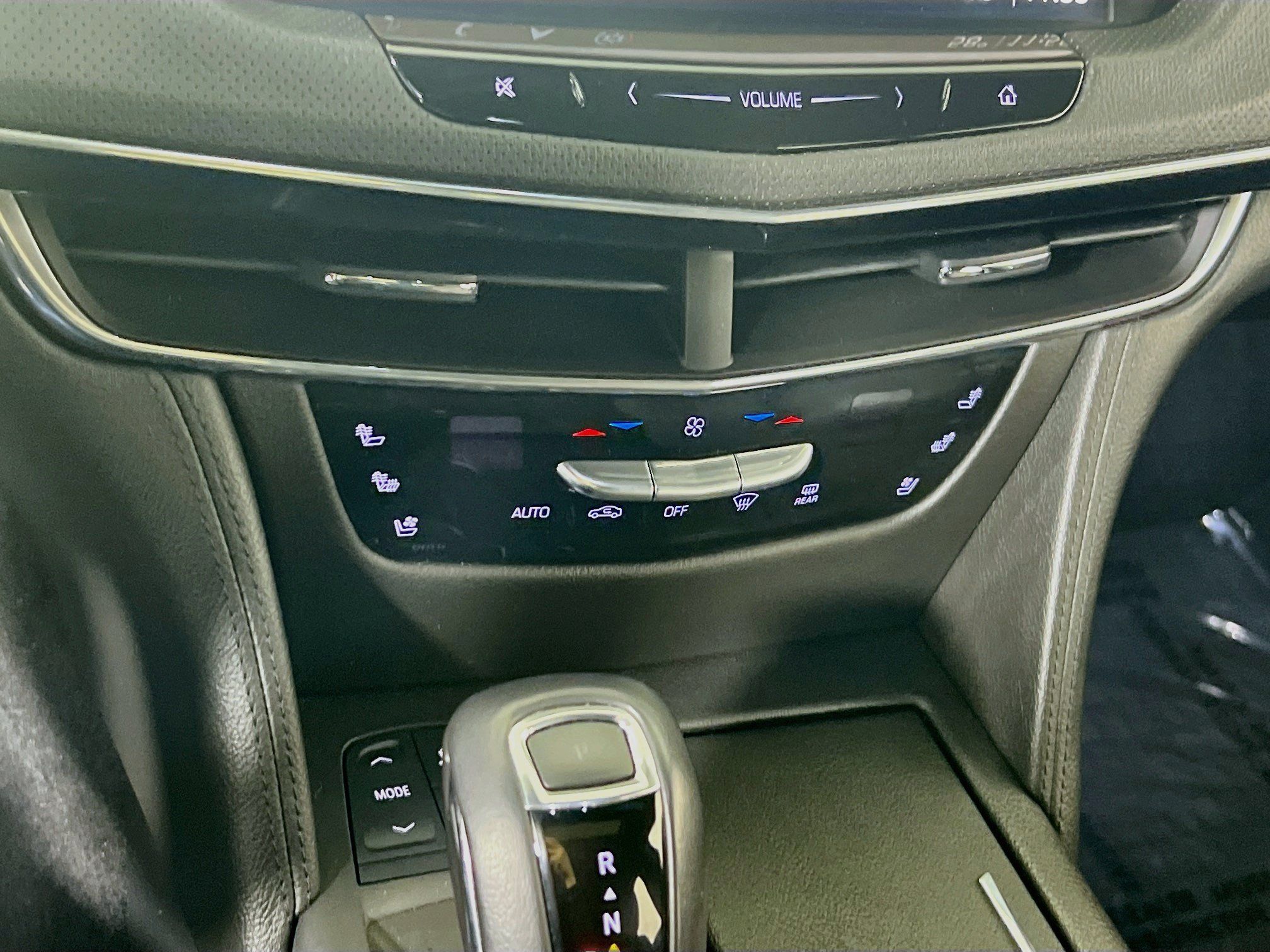Used 2019 Cadillac CT6 Premium Luxury AWD/4WD image 16