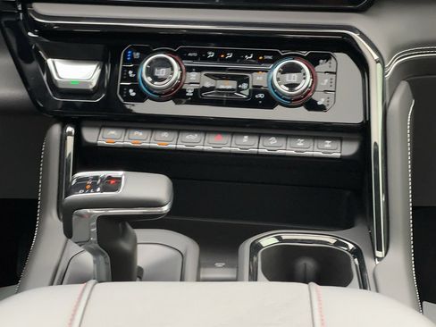Certified 2024 GMC Sierra 1500 AT4X AWD/4WD image 16