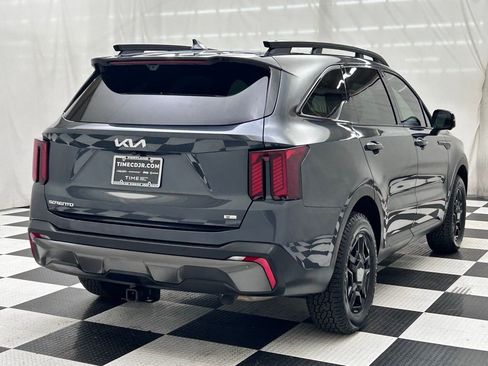 Used 2024 Kia Sorento SX Prestige image 7