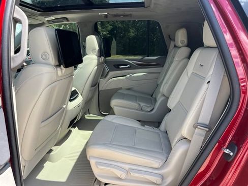 Certified 2023 Cadillac Escalade Premium Luxury Platinum w/ LPO, Radiant Package RWD image 43