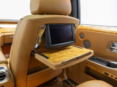Used 2013 Rolls-Royce Ghost RWD image 34