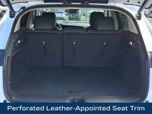 Used 2023 Buick Envision Essence image 30