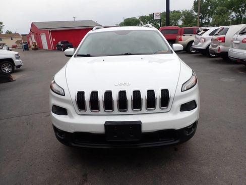 Used 2014 Jeep Cherokee Latitude w/ Cold Weather Group AWD/4WD image 2