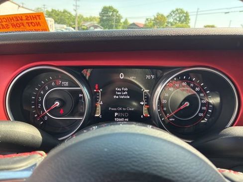 Used 2018 Jeep Wrangler Unlimited Rubicon AWD/4WD image 32