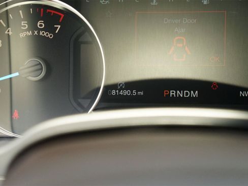 Used 2018 Ford F150 Lariat w/ Equipment Group 502A Luxury AWD/4WD image 26