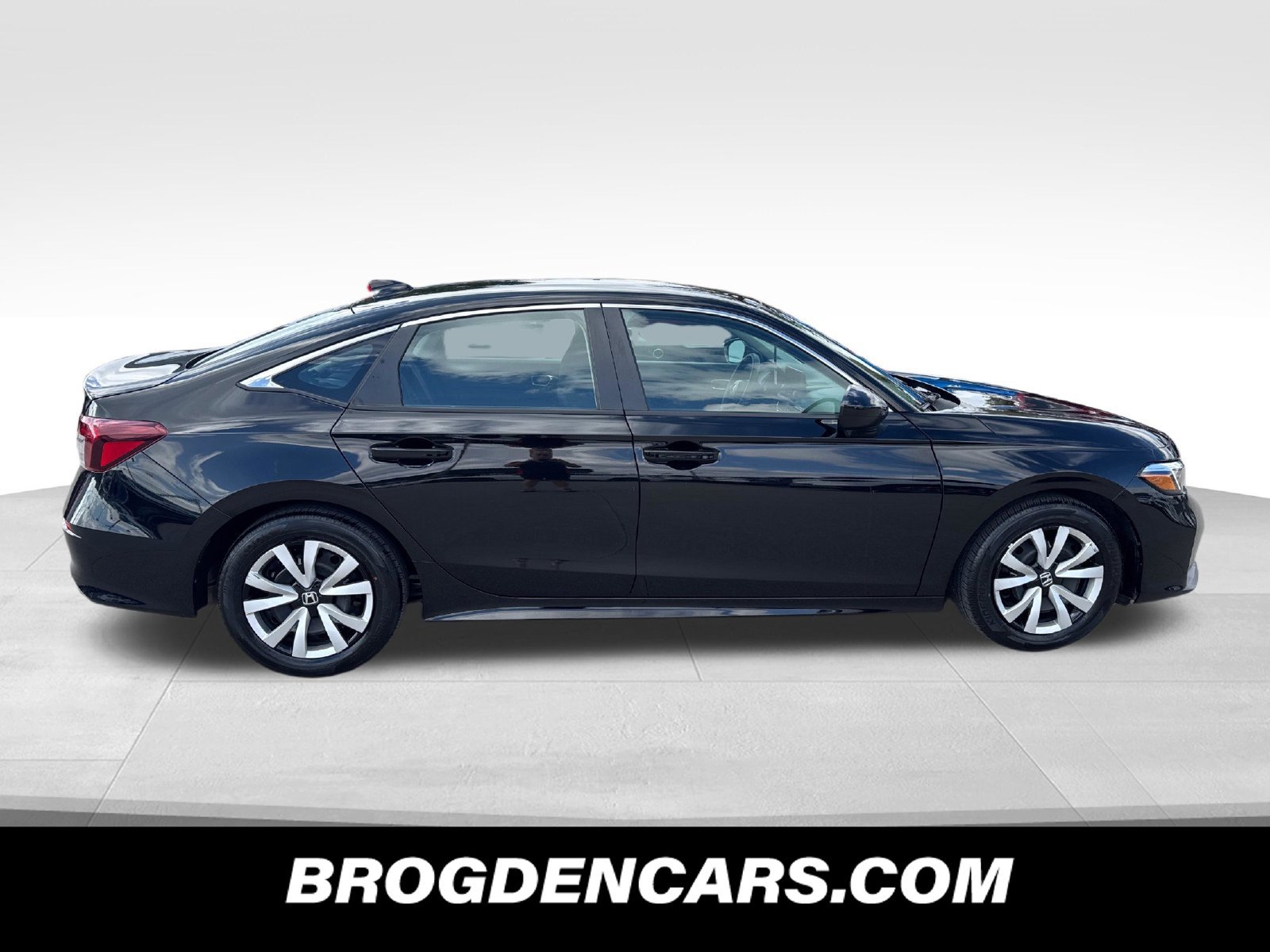 Used 2025 Honda Civic LX image 2