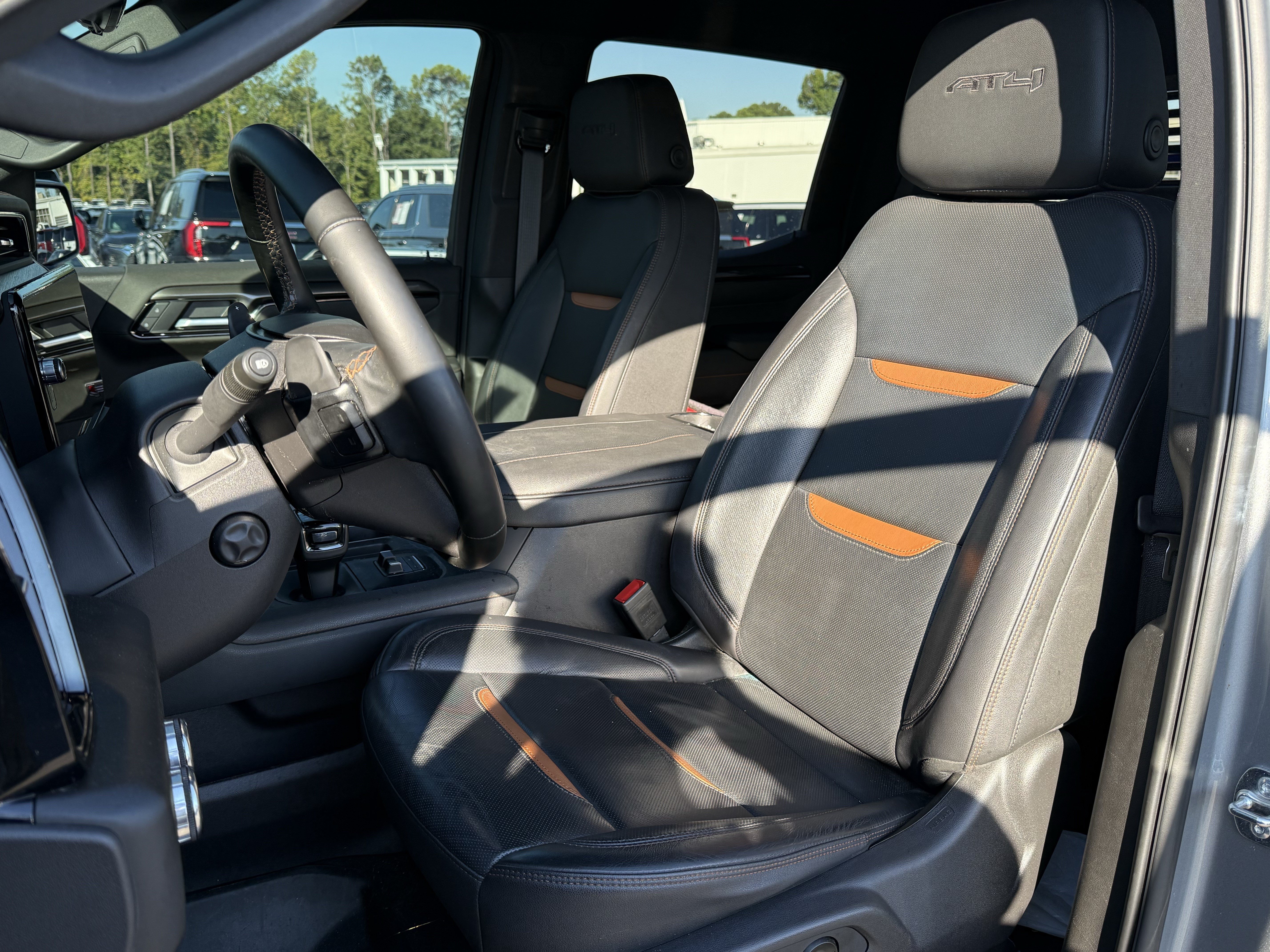Used 2026 GMC Sierra 1500 AT4 w/ AT4 Premium Package AWD/4WD image 7