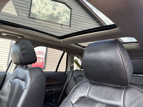 Used 2014 Lincoln MKX AWD w/ Equipment Group 101A image 18