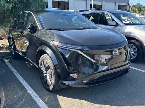 Certified 2023 Nissan Ariya FWD image 2