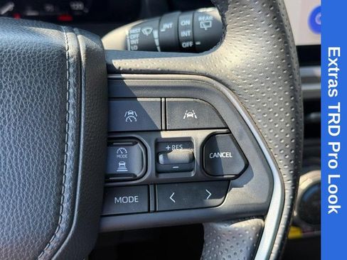 Used 2025 Toyota 4Runner TRD Off-Road Premium AWD/4WD image 21
