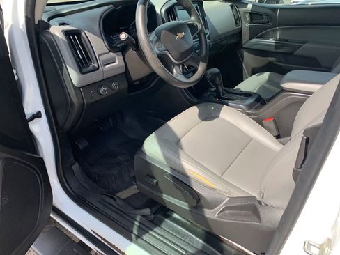 Used 2018 Chevrolet Colorado W/T w/ WT Convenience Package image 8