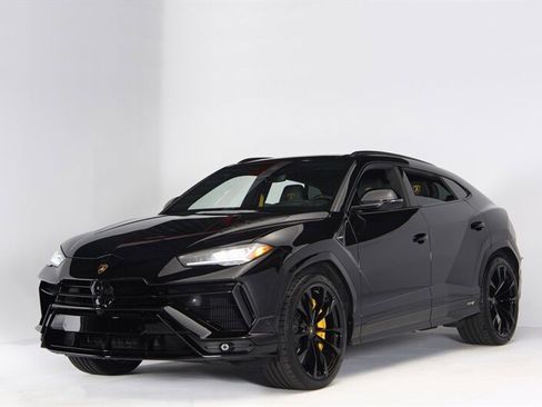 Used 2024 Lamborghini Urus S image 4