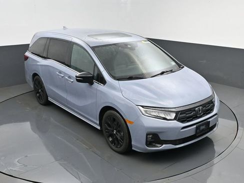 Used 2025 Honda Odyssey Sport-L image 23